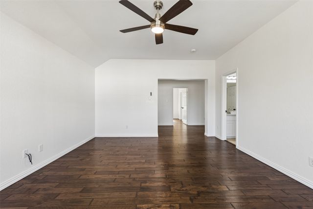 7101 Dutch Elm Court, Garland, TX 75044