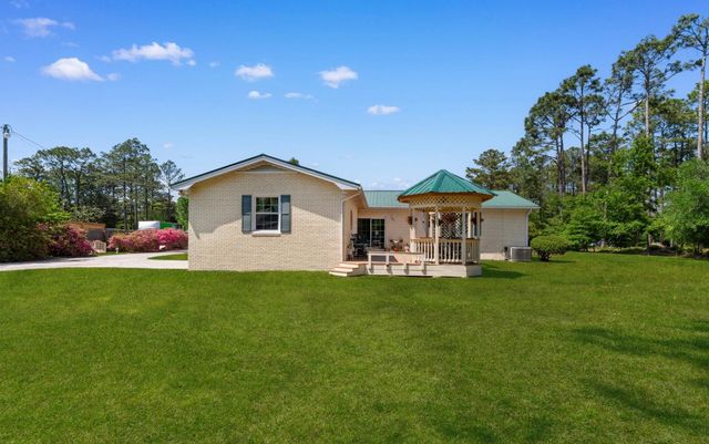 1601 Pine Level Dr., Loris, SC 29569