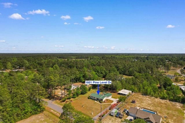 1601 Pine Level Dr., Loris, SC 29569