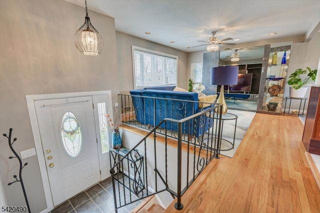 63 Arden St, Franklin Twp., NJ 08873