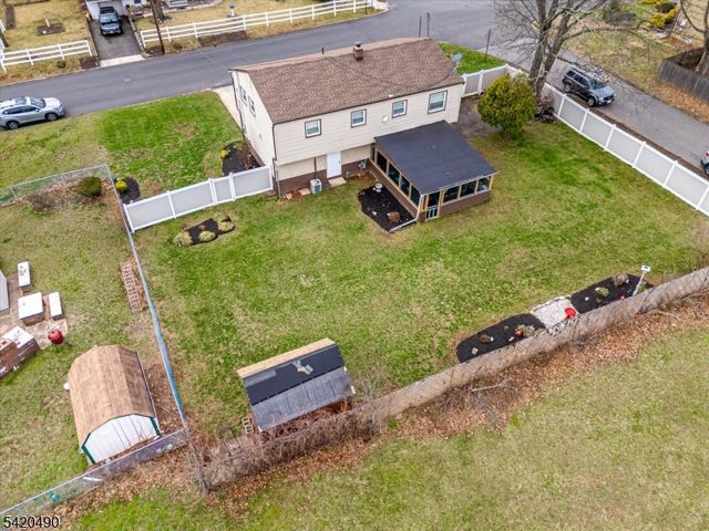 63 Arden St, Franklin Twp., NJ 08873