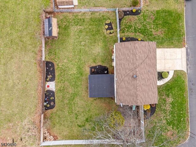 63 Arden St, Franklin Twp., NJ 08873