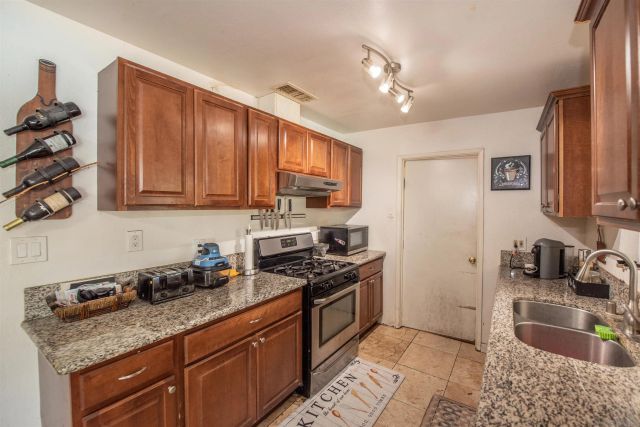 523 Worthington St, Spring Valley, CA 91977