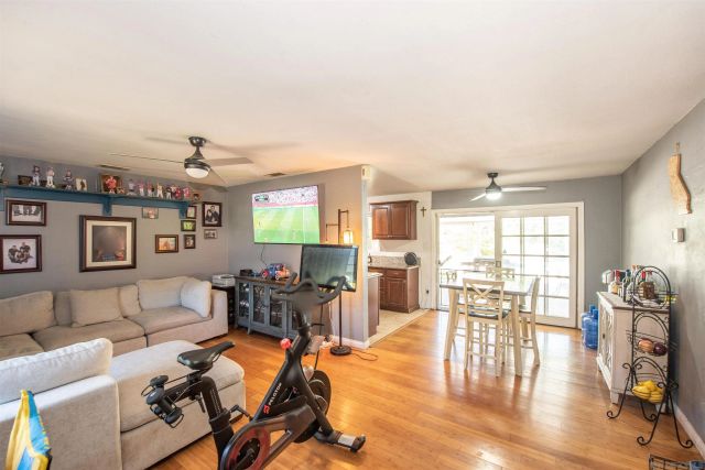523 Worthington St, Spring Valley, CA 91977