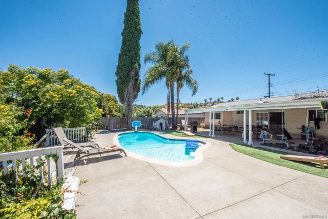 523 Worthington St, Spring Valley, CA 91977