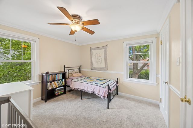 1300 Highridge Parkway, Westchester, IL 60154