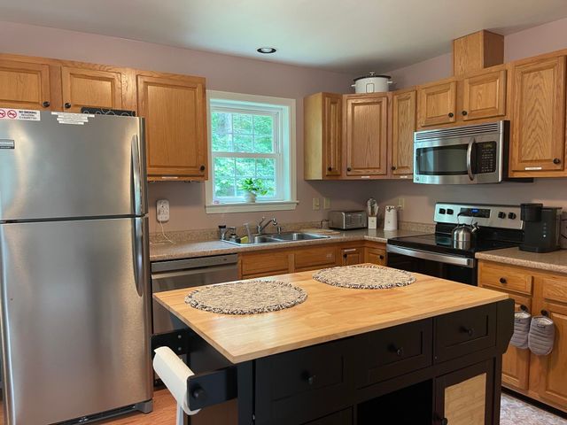 51 Poco Drive, Tamworth, NH 03886