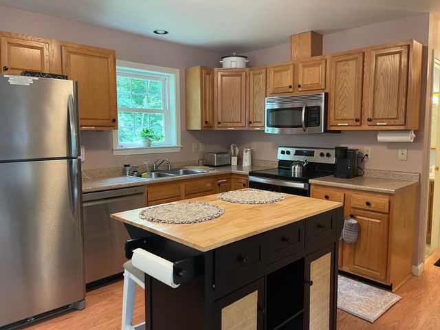 51 Poco Drive, Tamworth, NH 03886