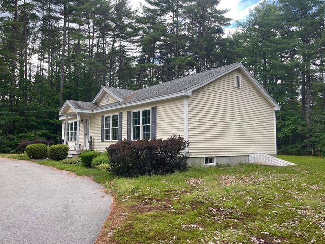 51 Poco Drive, Tamworth, NH 03886