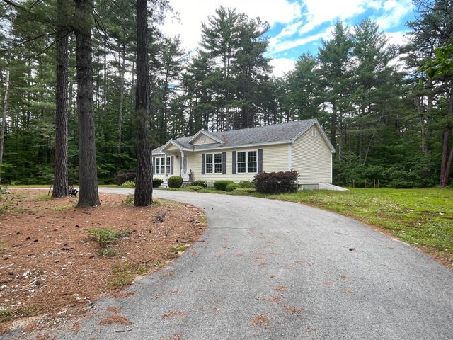 51 Poco Drive, Tamworth, NH 03886