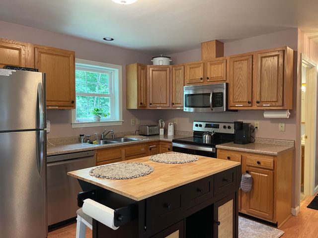 51 Poco Drive, Tamworth, NH 03886