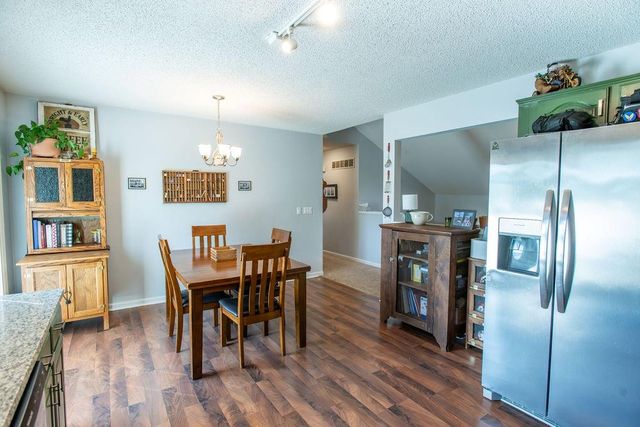 207 SUMMER Place, Warrensburg, MO 64093