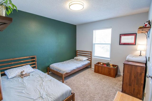 207 SUMMER Place, Warrensburg, MO 64093