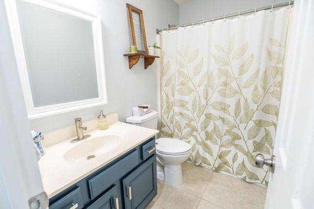 207 SUMMER Place, Warrensburg, MO 64093