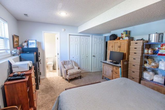 207 SUMMER Place, Warrensburg, MO 64093