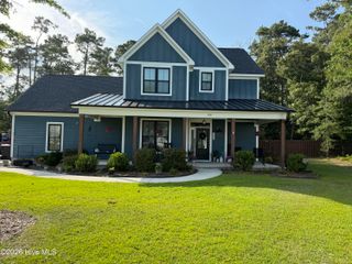 180 Avon Court, Hampstead, NC 28443