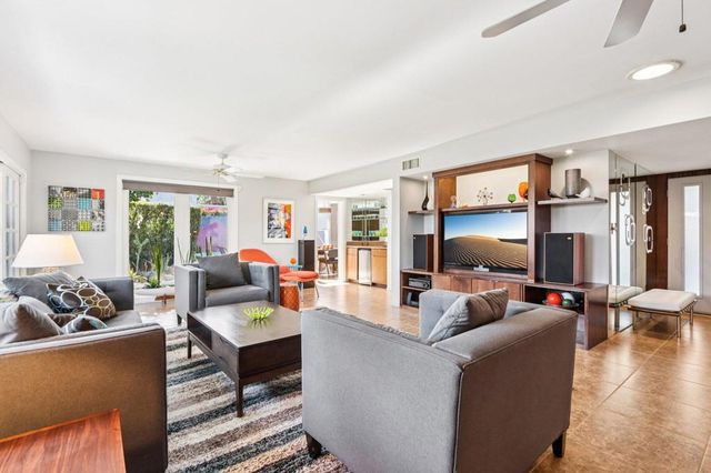 1900 S Toledo Avenue, Palm Springs, CA 92264