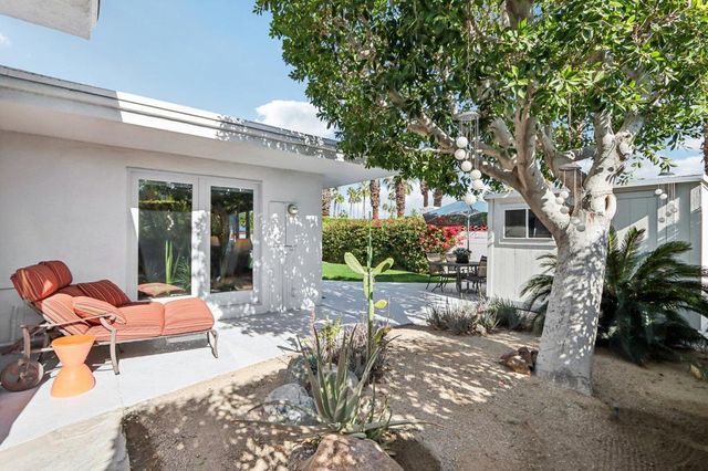 1900 S Toledo Avenue, Palm Springs, CA 92264