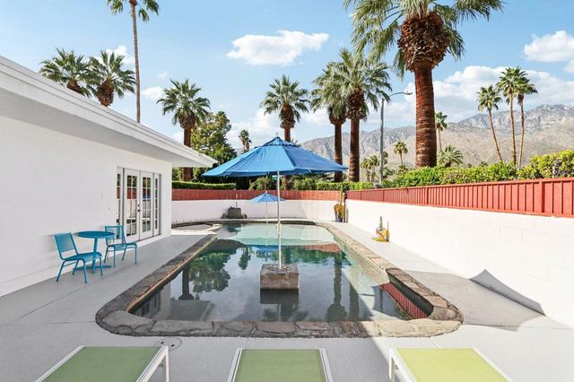 1900 S Toledo Avenue, Palm Springs, CA 92264