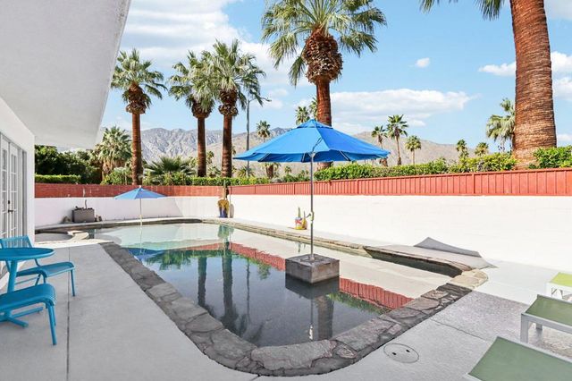 1900 S Toledo Avenue, Palm Springs, CA 92264