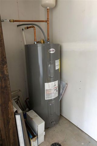 511 S 2nd Street, Odessa, MO 64076