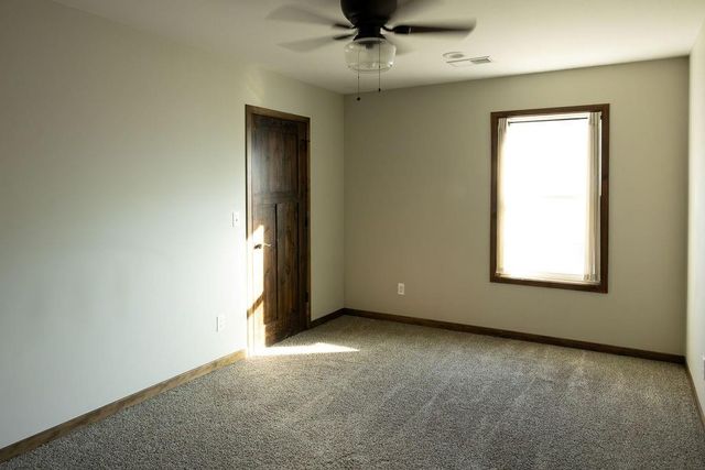 511 S 2nd Street, Odessa, MO 64076