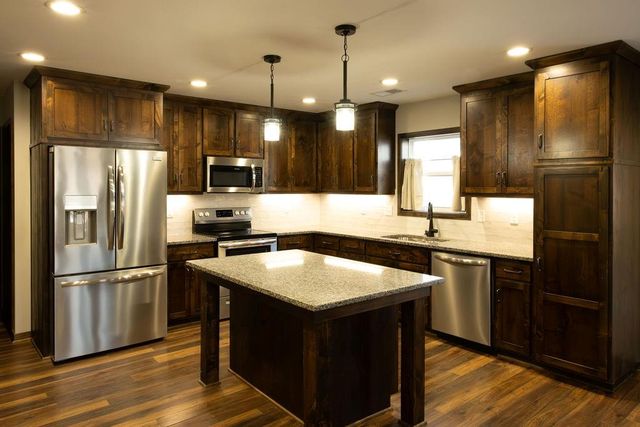 511 S 2nd Street, Odessa, MO 64076