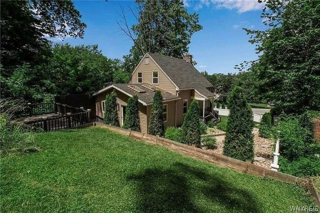 4961 Creek Rd Extension, Lewiston, NY 14092