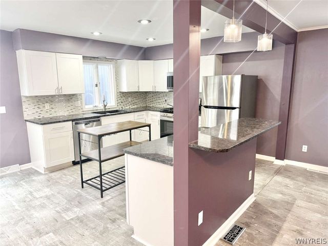 4961 Creek Rd Extension, Lewiston, NY 14092