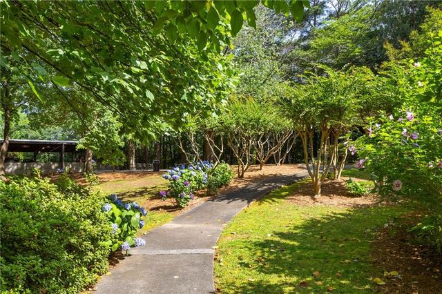 3060 Pharr Court N 615, Atlanta, GA 30305