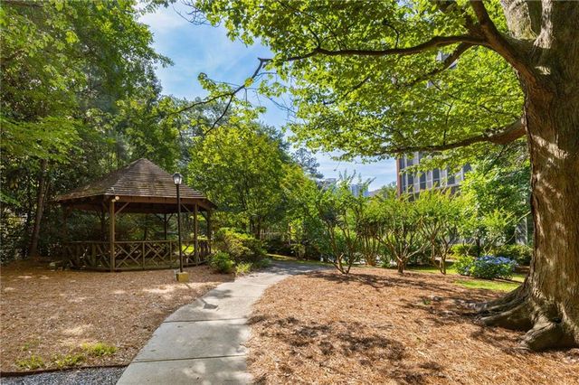 3060 Pharr Court N 615, Atlanta, GA 30305