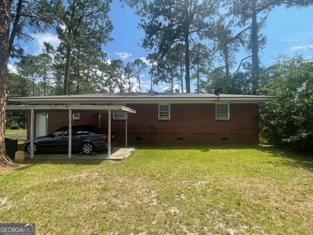 27 E Bruce Street, Mcrae-helena, GA 31055