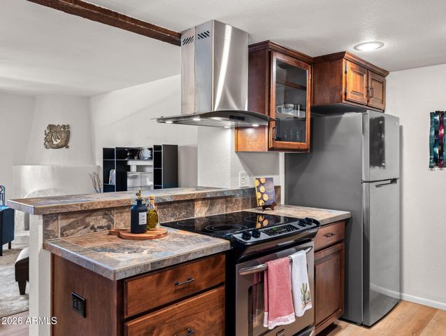 7557 N DREAMY DRAW Drive 154, Phoenix, AZ 85020