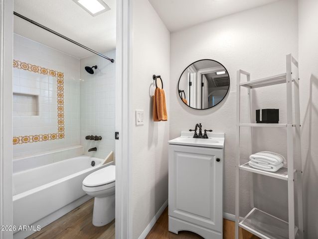 7557 N DREAMY DRAW Drive 154, Phoenix, AZ 85020