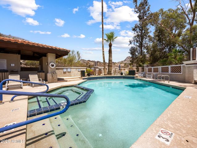 7557 N DREAMY DRAW Drive 154, Phoenix, AZ 85020