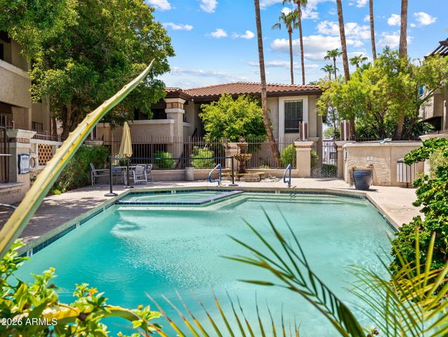 7557 N DREAMY DRAW Drive 154, Phoenix, AZ 85020