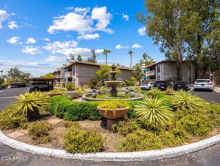 7557 N DREAMY DRAW Drive 154, Phoenix, AZ 85020