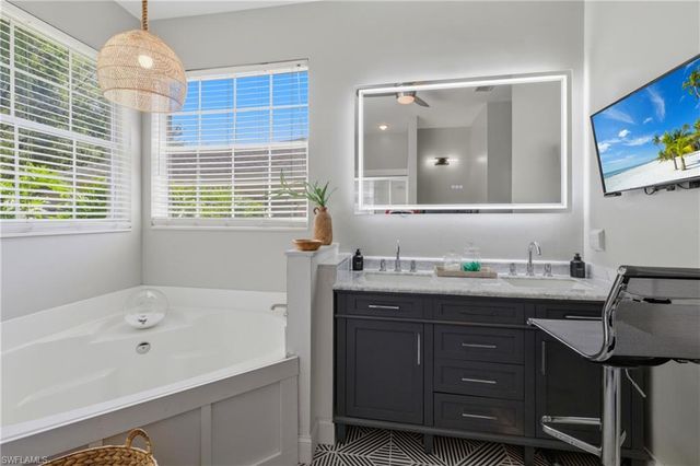 9341 Pittsburgh BLVD, Fort Myers, FL 33967