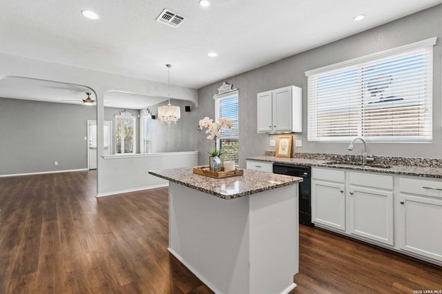 906 Rustic Light, San Antonio, TX 78260