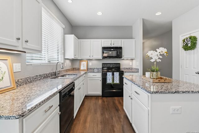 906 Rustic Light, San Antonio, TX 78260