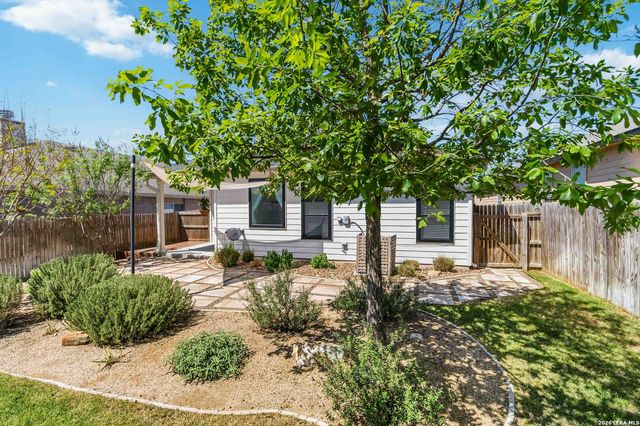 906 Rustic Light, San Antonio, TX 78260