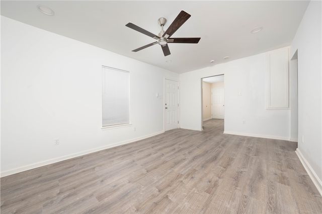 2818 Cleo St, Corpus Christi, TX 78405