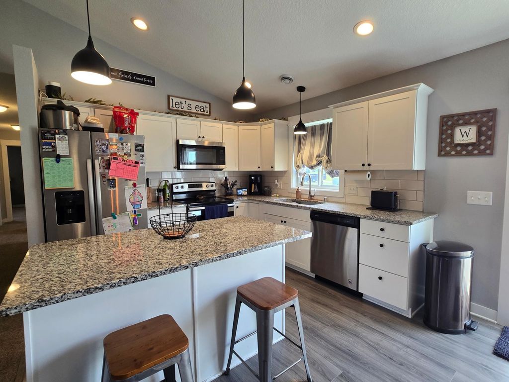 124 Kenna Drive, Le Sueur, MN 56058 — photo 4