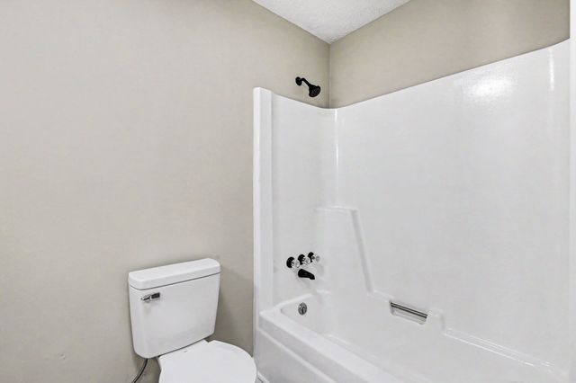 122 Pepper Grove Dr, Springfield, TN 37172