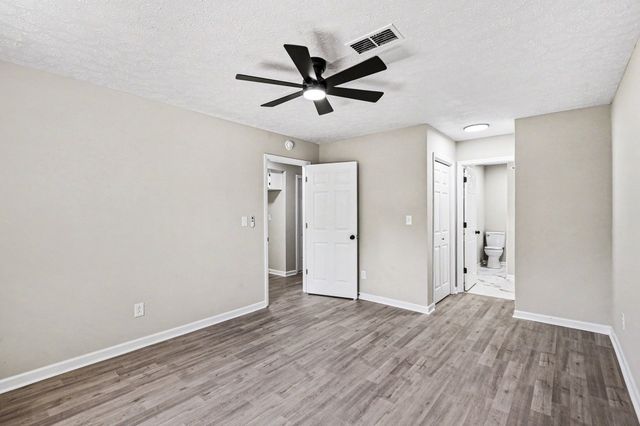 122 Pepper Grove Dr, Springfield, TN 37172