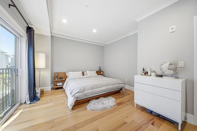 51 Oliver St 2, Somerville, MA 02145