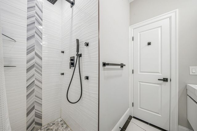 51 Oliver St 2, Somerville, MA 02145