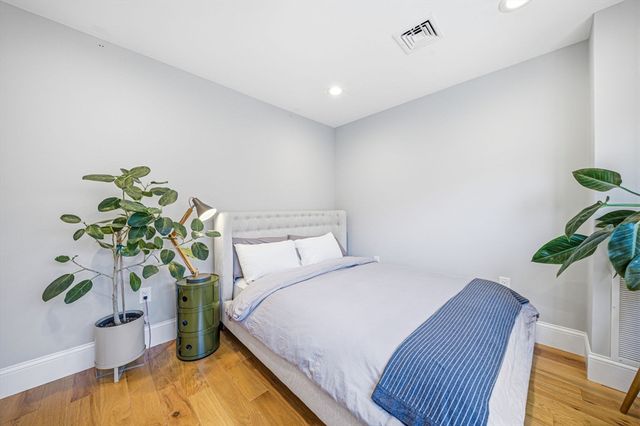 51 Oliver St 2, Somerville, MA 02145