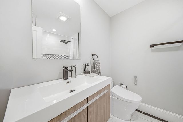 51 Oliver St 2, Somerville, MA 02145