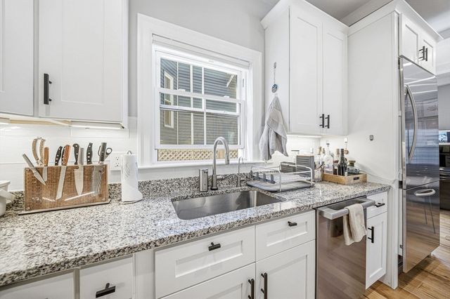 51 Oliver St 2, Somerville, MA 02145